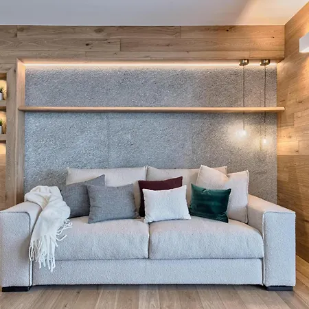 Casa Del Colle D2 Terrace & Garage - Happy Apartment Sestriere